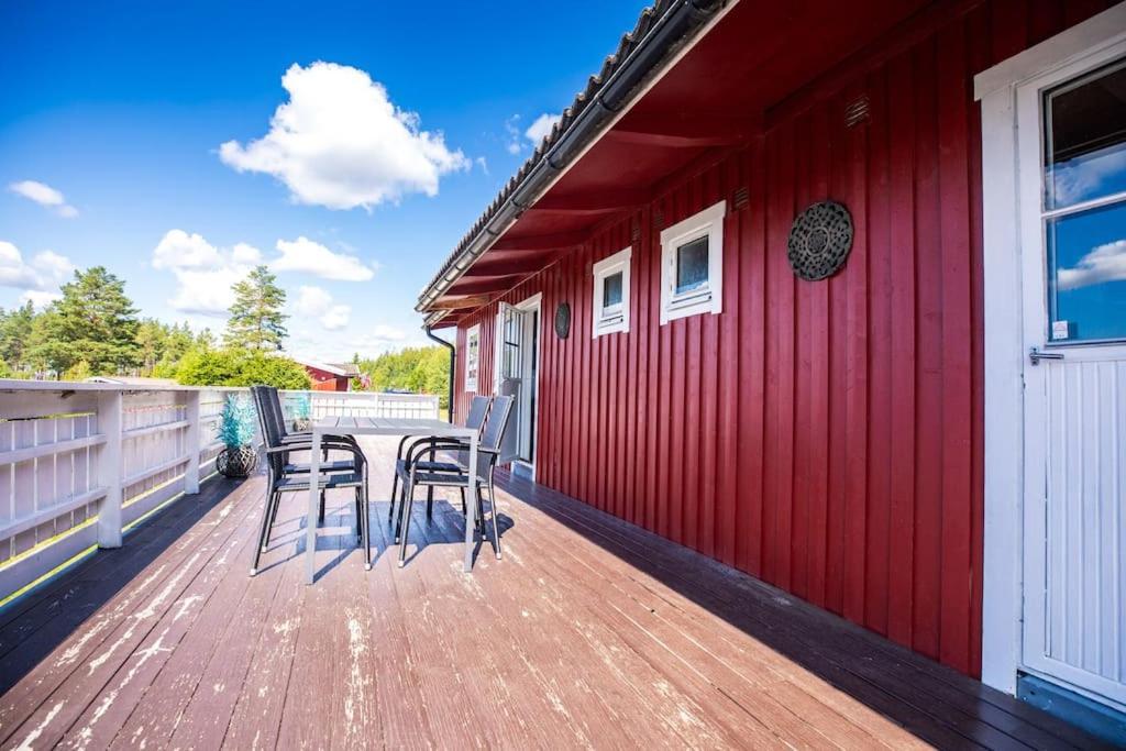 Villa Langroesta; Ruime Blokhut Grenzend Aan Bos Hagfors Exterior foto