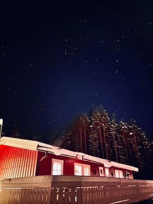 Villa Langroesta; Ruime Blokhut Grenzend Aan Bos Hagfors Exterior foto